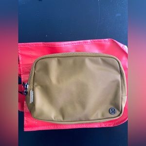 Lululemon Large Everywhere Belt Bag